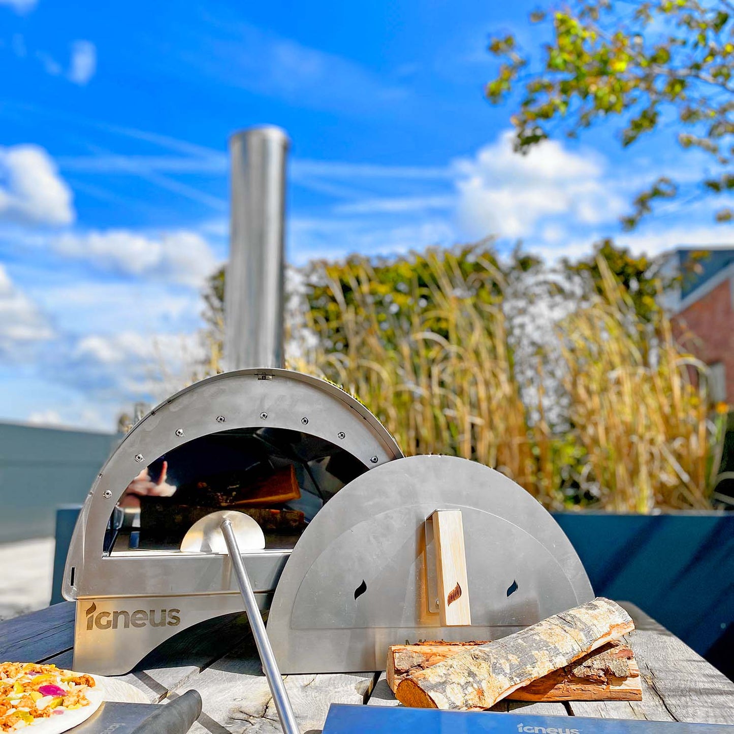 Igneus Minimo Portable Wood Fired Pizza Oven